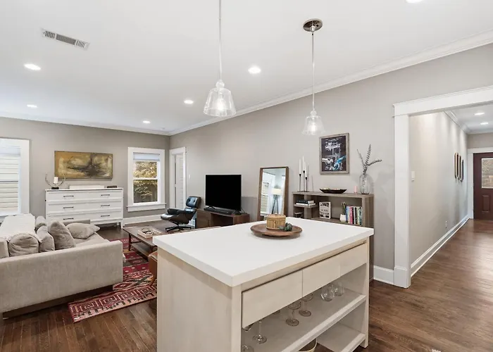 Heights - Cozy House With Backyard & Free Parking * Fort Worth
